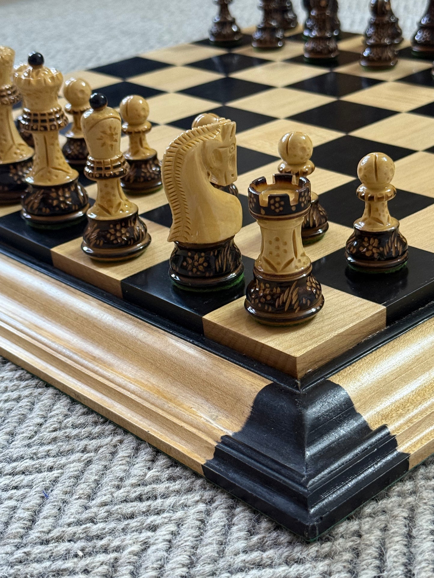Luxury Wooden Chess Board with Framed Border – Classic Black & Natural Wood Tournament Board