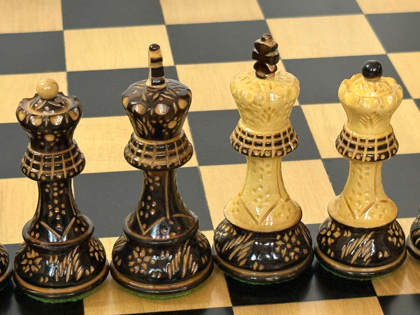 Luxury Wooden Chess Board with Framed Border – Classic Black & Natural Wood Tournament Board