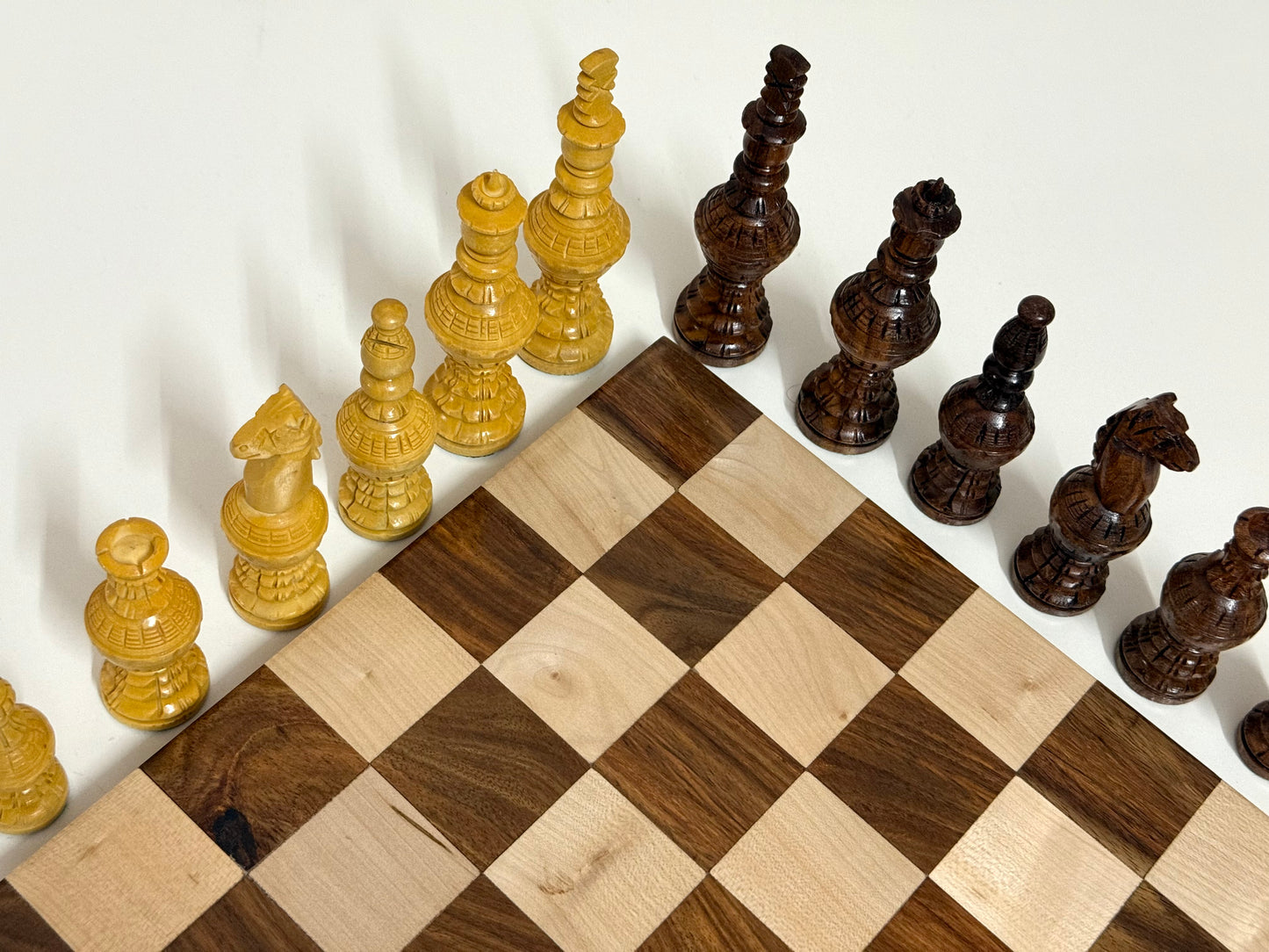 5″ Gigantic Globe Series Hand-Carved Chess Pieces Set – Ebonised Boxwood Luxury Chessmen (Pieces Only)