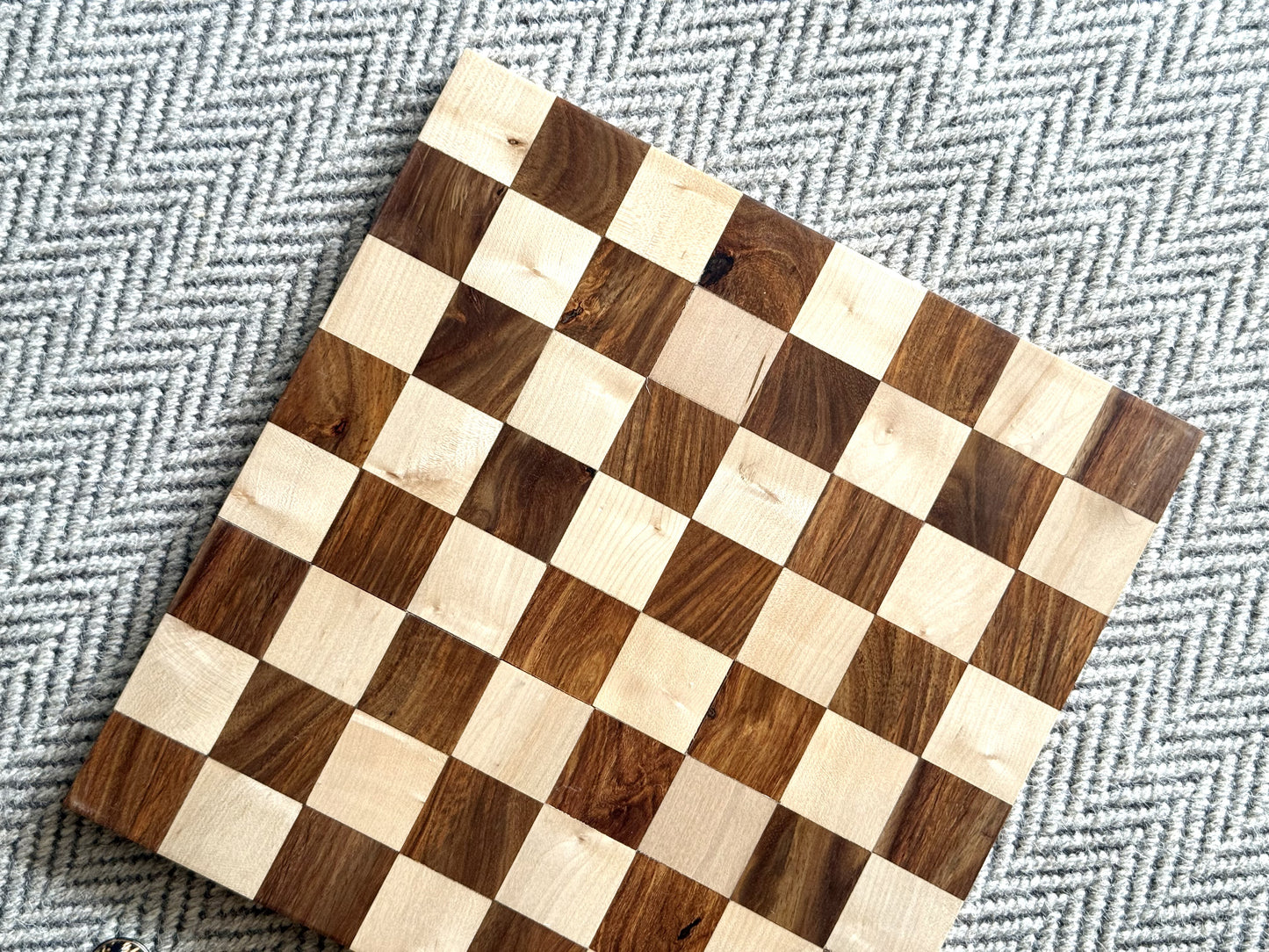 Borderless Hardwood End-Grain Chess Board – Golden Rosewood & Maple, 55 mm Squares